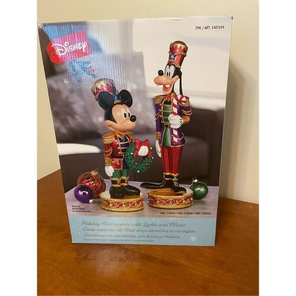 Disney Holiday Newdisney Musical Nutcrackers Mickey Goofy Lights